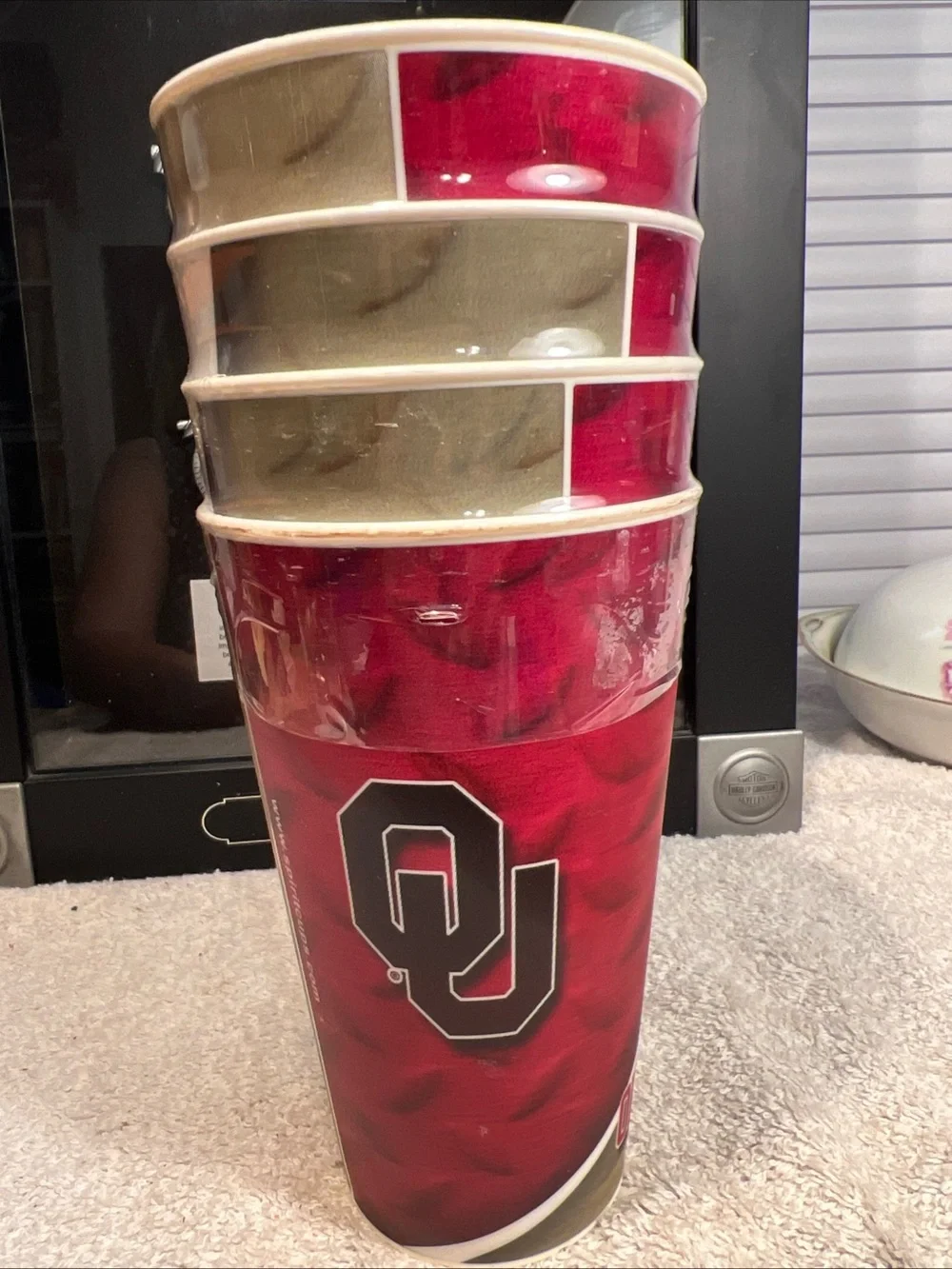 Set of 4 University Of Oklahoma Plastic Cups 3D Holographic Spiritcups NEW